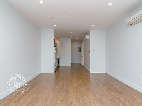 3rd image of 99 Varet St #4A