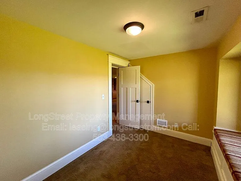 550 NW Alpine Ter — Photo 63