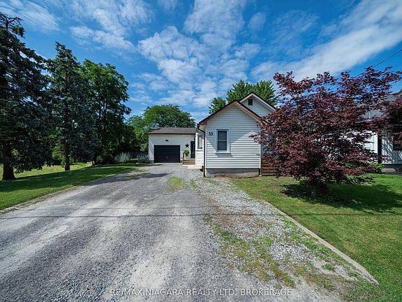 2nd image of 33 Bloomfield Ave