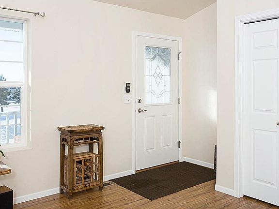 2nd image of 3135 Amelia Cir