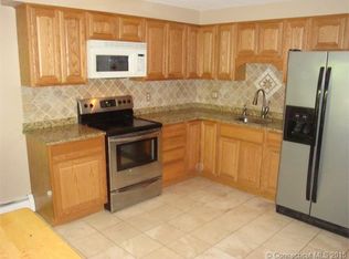 65 Terrace Gdns, Wallingford, CT 06492