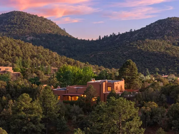 707 Joaquin Ln, Santa Fe, NM 87505