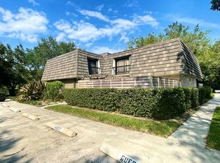 903 9th Ter, Palm Beach Gardens, FL 33418