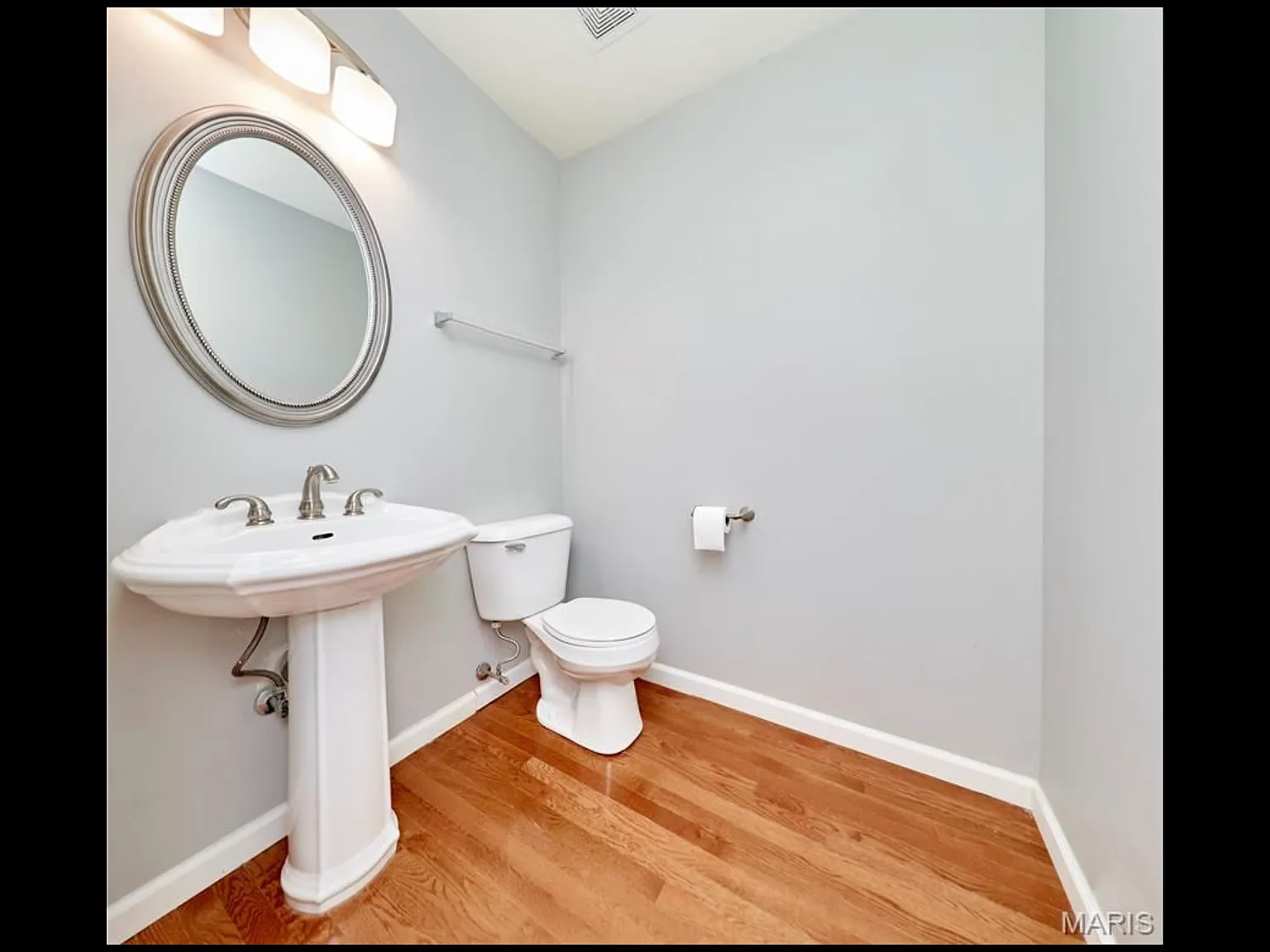 2 bed, 3.5 bath, 1445 sqft, $2,000 — Photo 3
