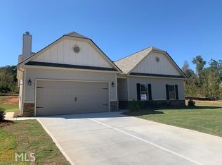 11 Roundabout Ln, Adairsville, GA 30103