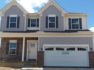 1478 E Mary Lou Dr, Pataskala, OH 43062