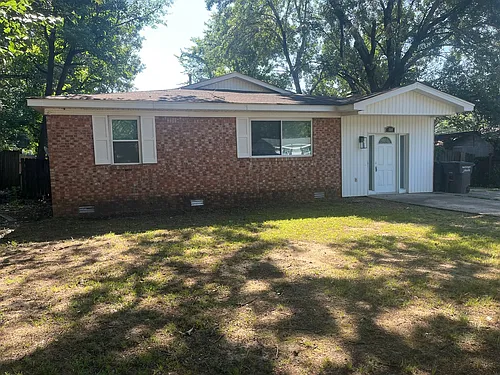 808 Sorrells Dr Photo 1