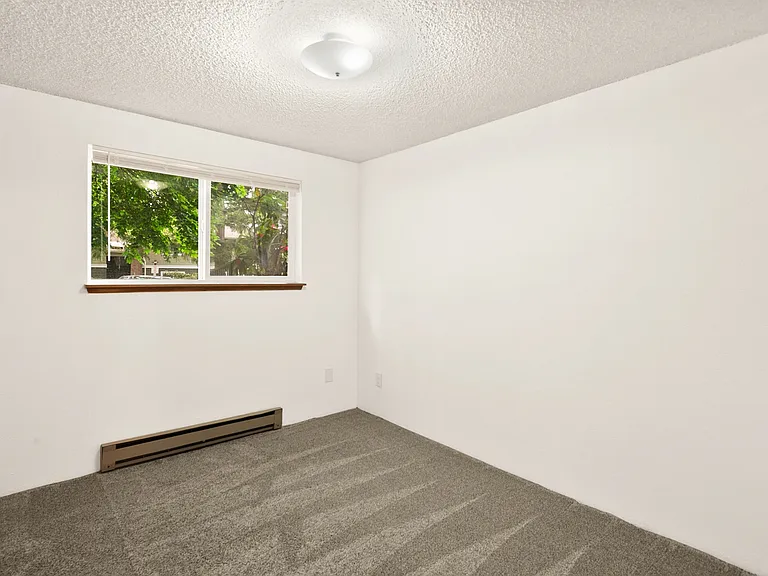 820 Cady Rd #H102 — Photo 10