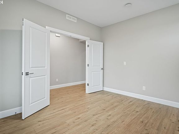 3rd image of 8008 NE 172nd Ave