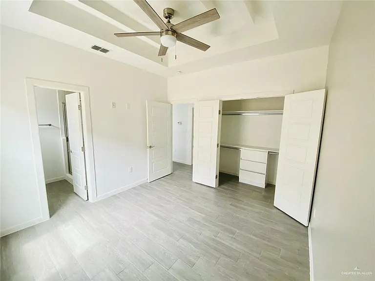 909 W Carmel Ave #1 — Photo 6