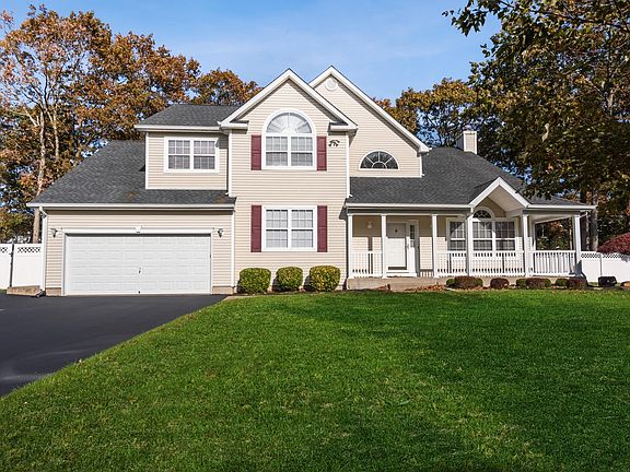 2nd image of 53 Justin Cir