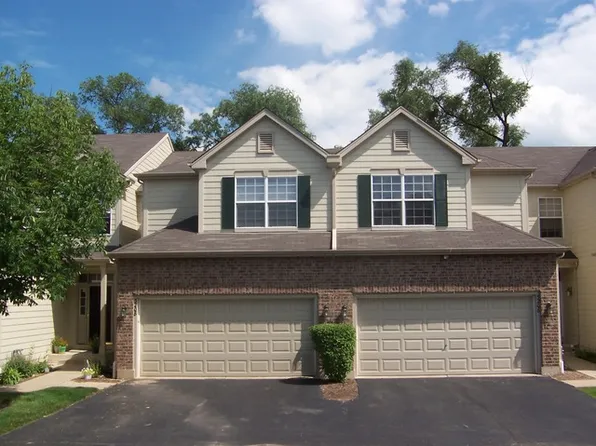 5208 Cobblers Xing, McHenry, IL 60050