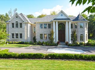 6 Hickory Dr, Glen Head, NY 11545