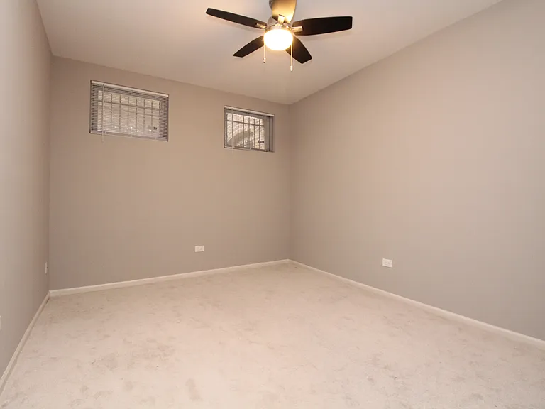 617 W Drummond Pl #GCW — Photo 15