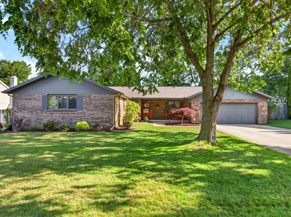 1329 Margaret Pl, Saint Joseph, MI 49085
