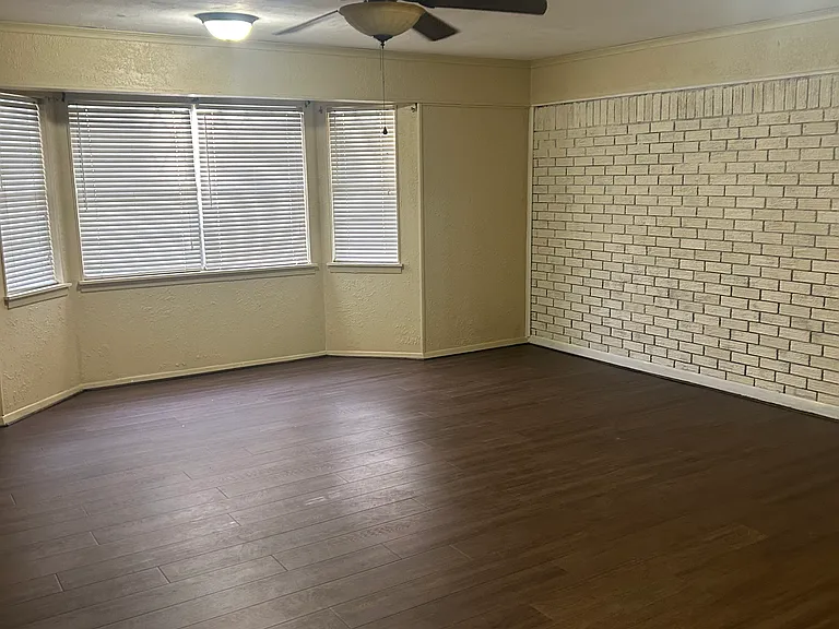4211 Jan Cir E — Photo 10