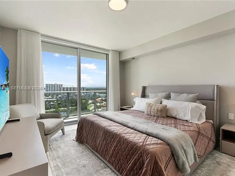 330 Sunny Isles Blvd #CU-5-1404 — Photo 19