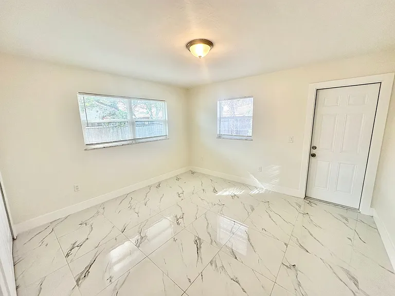 P (Stanton 1285 S Alhambra Cir) — Photo 8