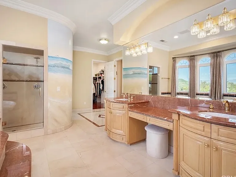 30702 Hilltop Way — Photo 24