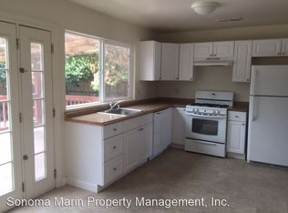 8647 Lords Manor Way, Rohnert Park, CA 94928