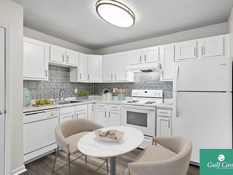 Gulf Cove Apartments — Photo 5
