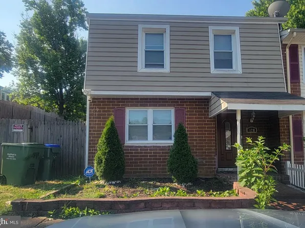 128 Oak Dr, Stafford, VA 22554