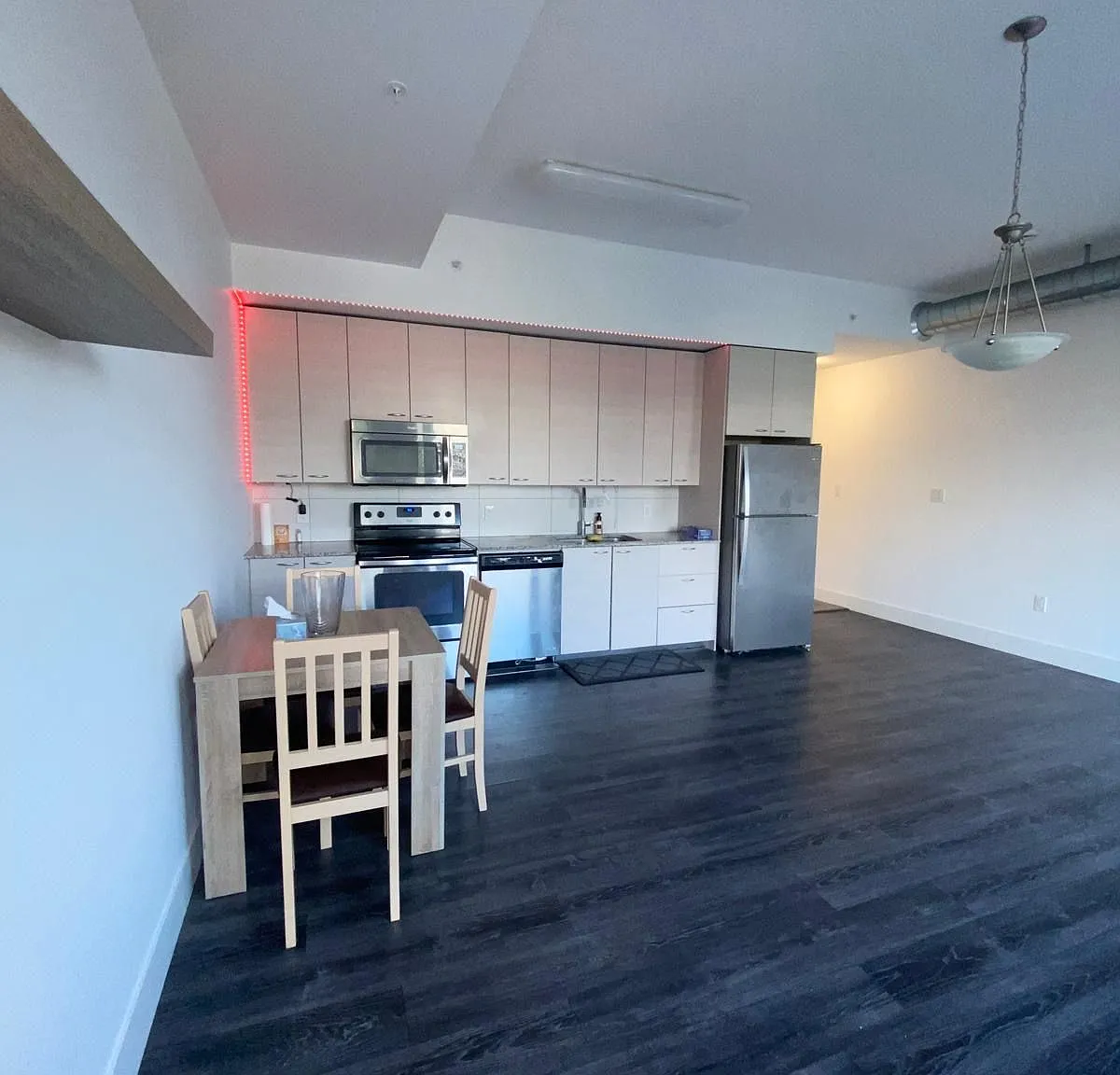 2 bed, $2,299 — Photo 4