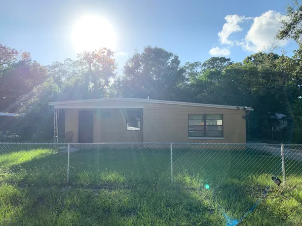 10540 Suomi St, Jacksonville, FL 32218