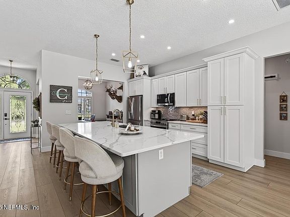 4th image of 1770 RISING OAKS Drive