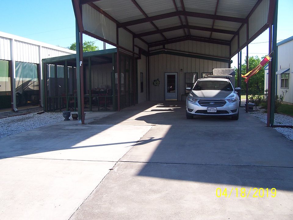 1st image of 125 Cenizo Cir #37