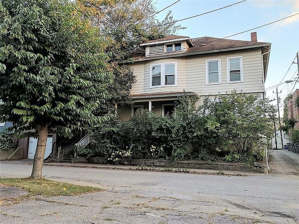 1st image of 115 E Charlotte Pl