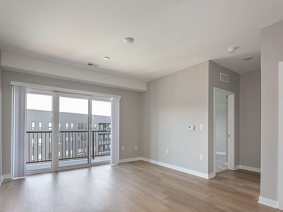 4th image of 200 S James St #131