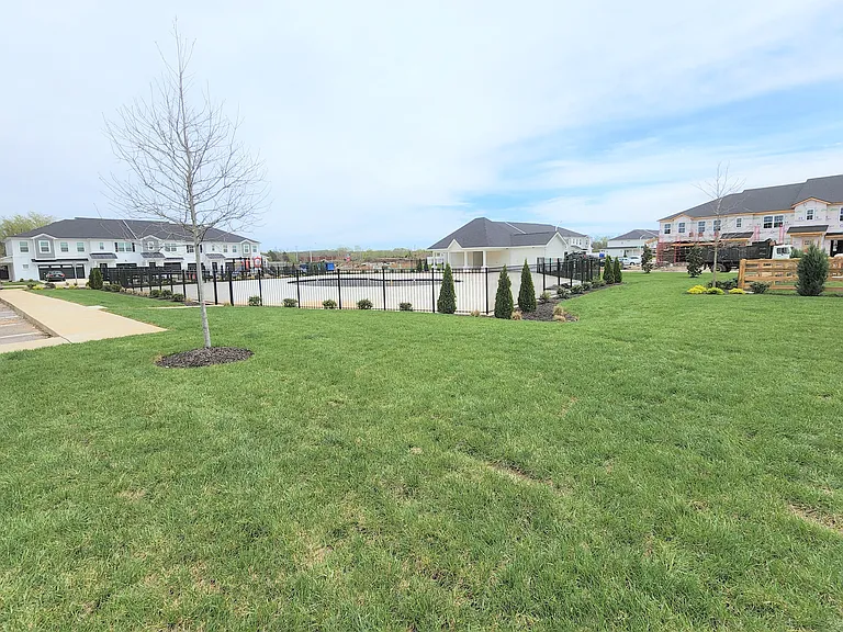 4222 Spyglass Dr — Photo 37