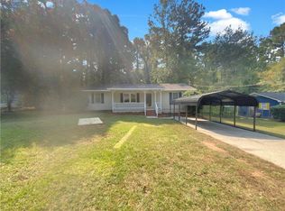 117 N Circle Dr, Ellenwood, GA 30294