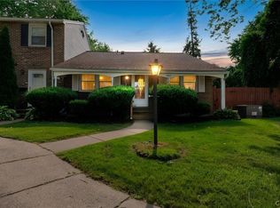 4327 Belmont Dr, Liverpool, NY 13090