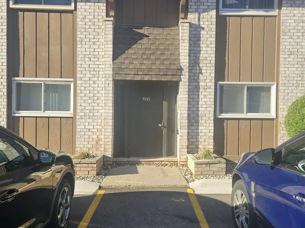 7595 Woodview St Unit 166, Westland, MI 48185