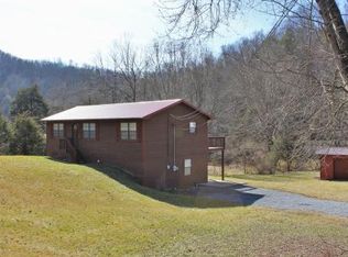 598 Cash Hollow Rd, Johnson City, TN 37601