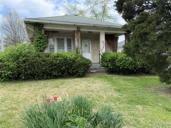 2800 Grandview Ave, Alton, IL 62002