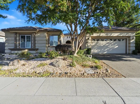5621 Marden St, Davis, CA 95618