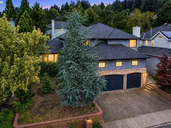 5825 Ridgetop Ct, Lake Oswego, OR 97035
