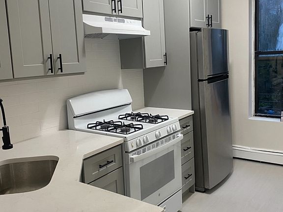 2nd image of 6157 Eliot Ave Floor 1