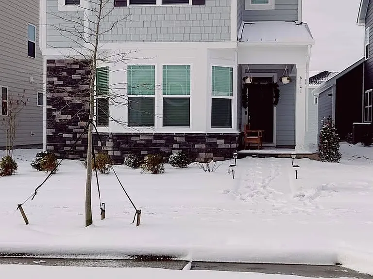 6141 Giddings St — Photo 22