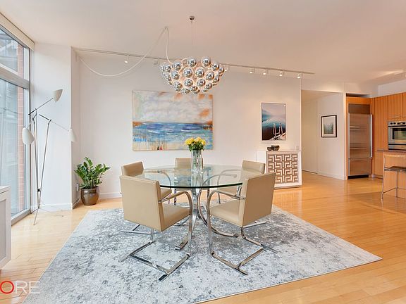 4th image of 151 W 17th St APT 6G