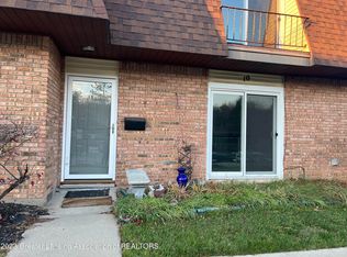 4819 Gull Rd APT 10, Lansing, MI 48917
