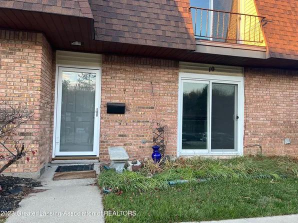4819 Gull Rd APT 10, Lansing, MI 48917