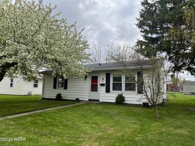 8 N Seltzer St, Wapakoneta, OH, 45895