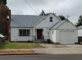 132 NW Garibaldi St, Hillsboro, OR