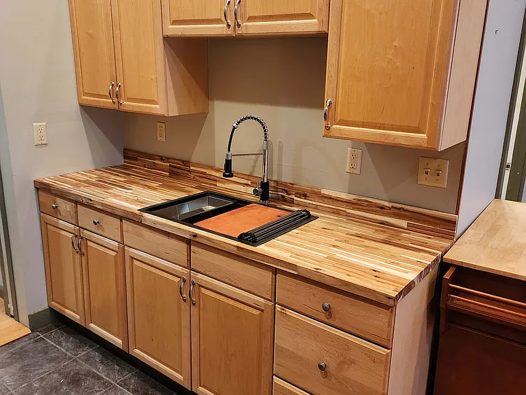 175 Front St #2 — Photo 9