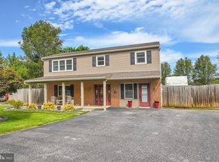 3631 Middleboro Rd, Dover, PA 17315