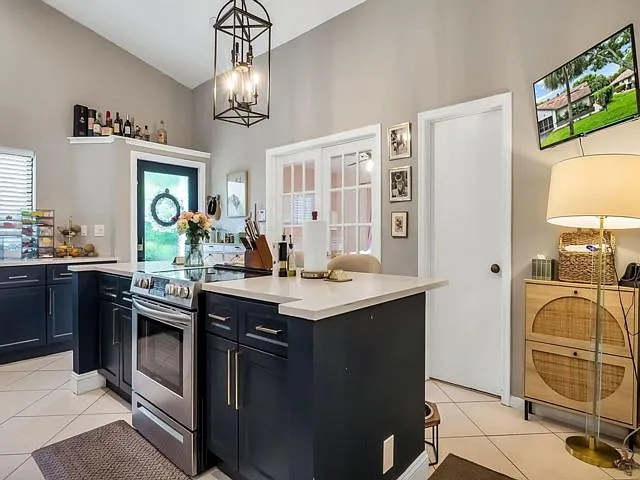 4335 Palm Forest Dr N — Photo 15